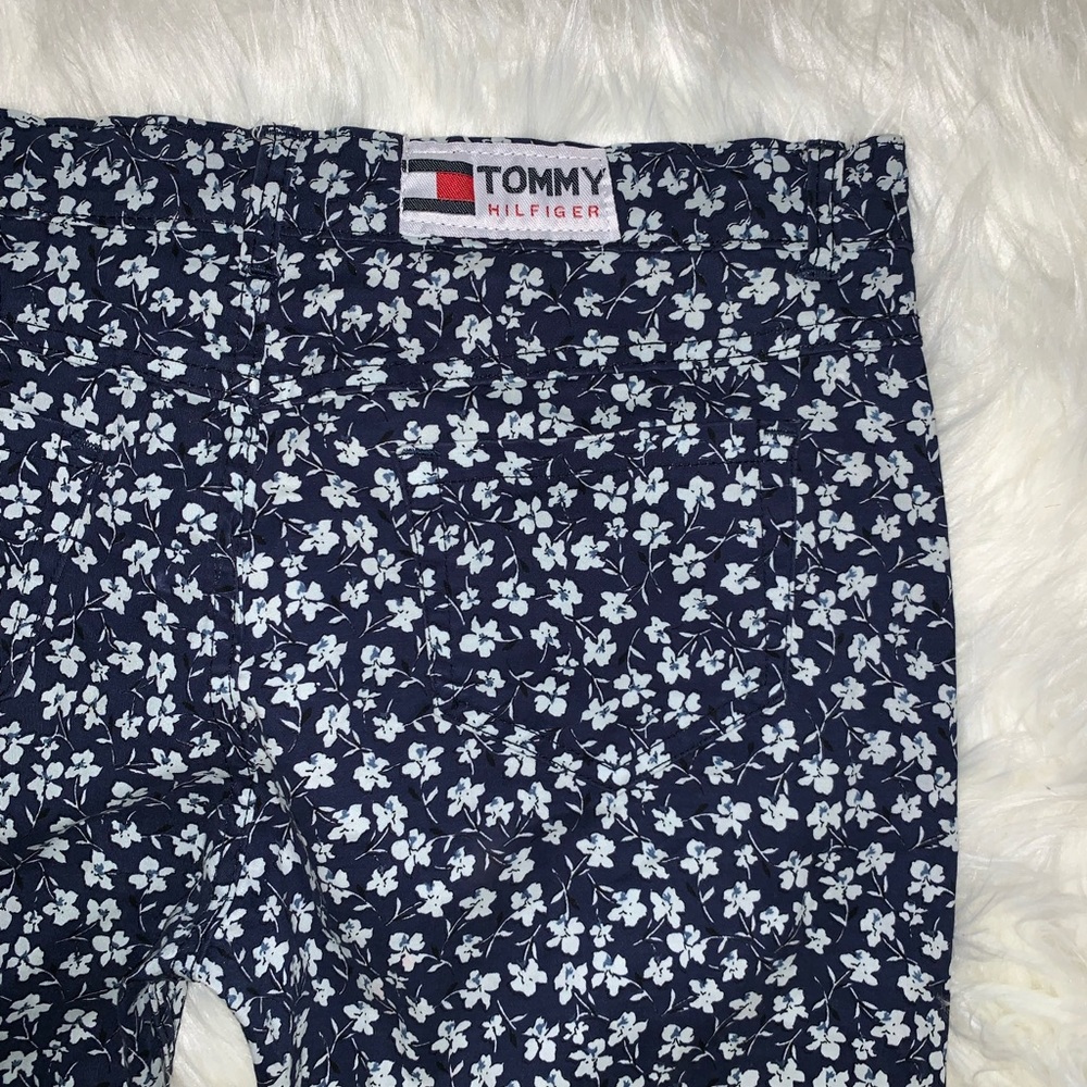Tommy Hilfiger Floral Printed Pants